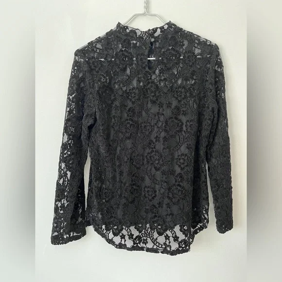 BNWT Black Lace Longsleeve Mockneck Top with Tank Top 👚 - Picture 2 of 6